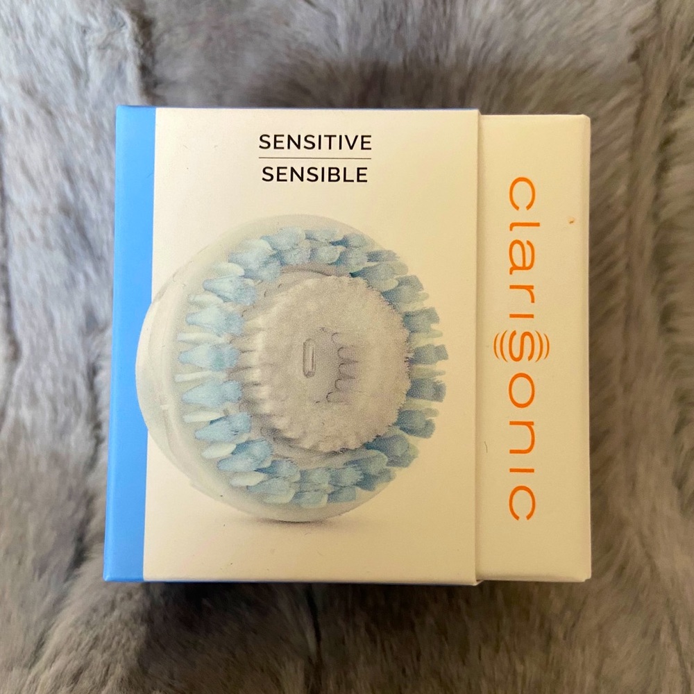 * CLARISONIC SENSITIVE BRUSH HEAD *